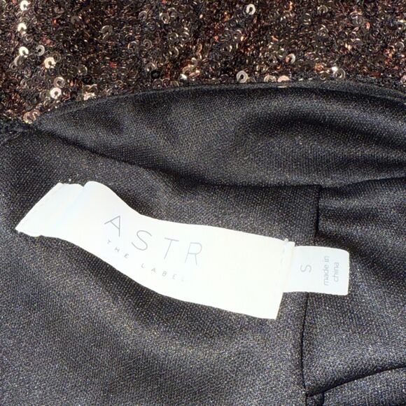 Astr The Label Sequin Twist Front Mini Dress in Black Gold Size Small - Picture 6 of 7